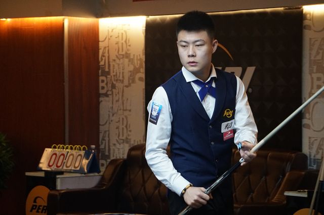 在攻防两端 在攻防两端